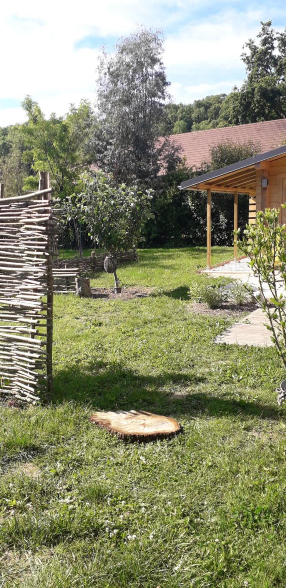 Les Tilleuls Saint-Jean-d'Avelanne Eksteriør bilde
